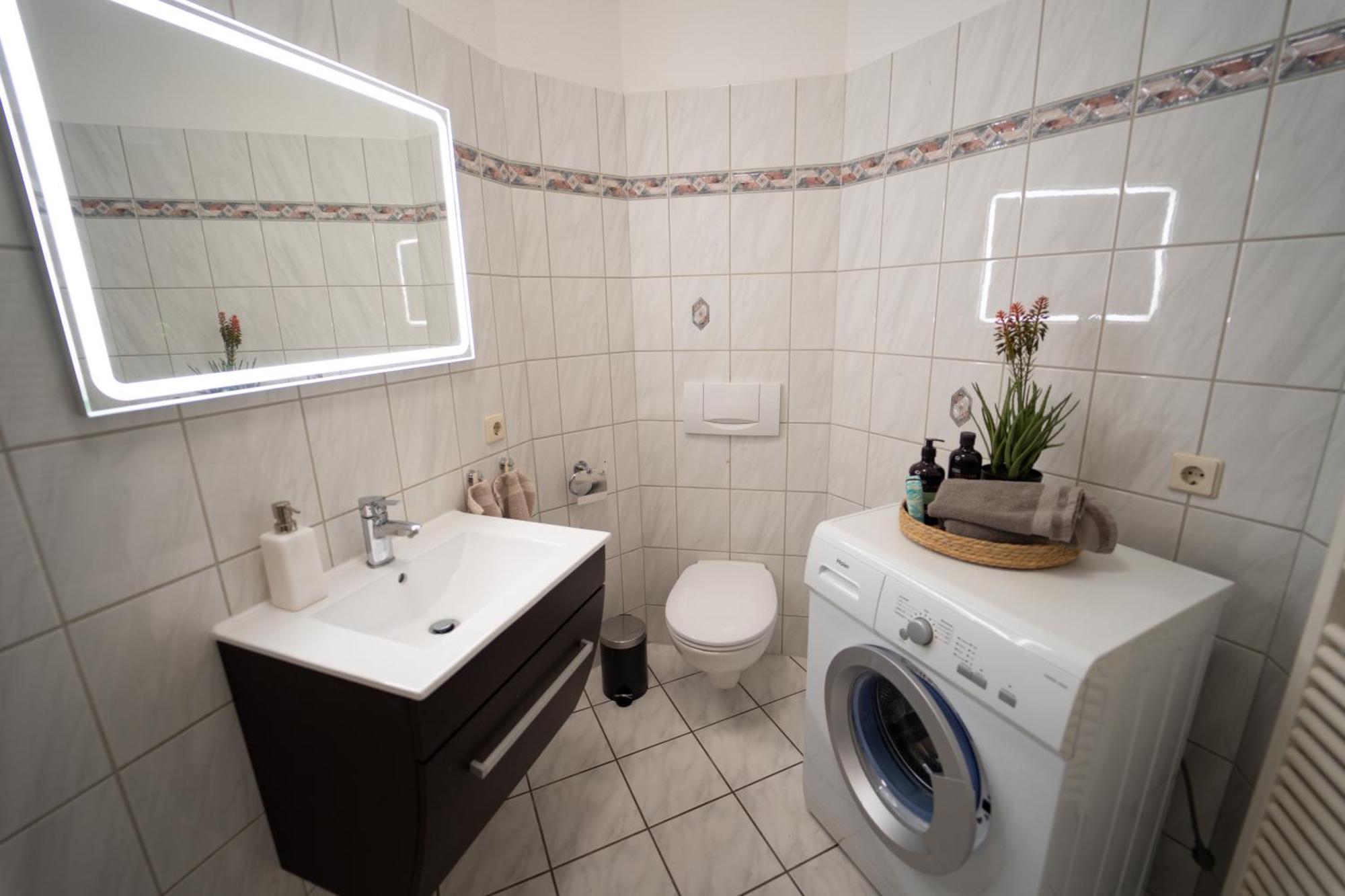 Appartamento Charles & Kaetchen Living Gohlis Lipsia Esterno foto